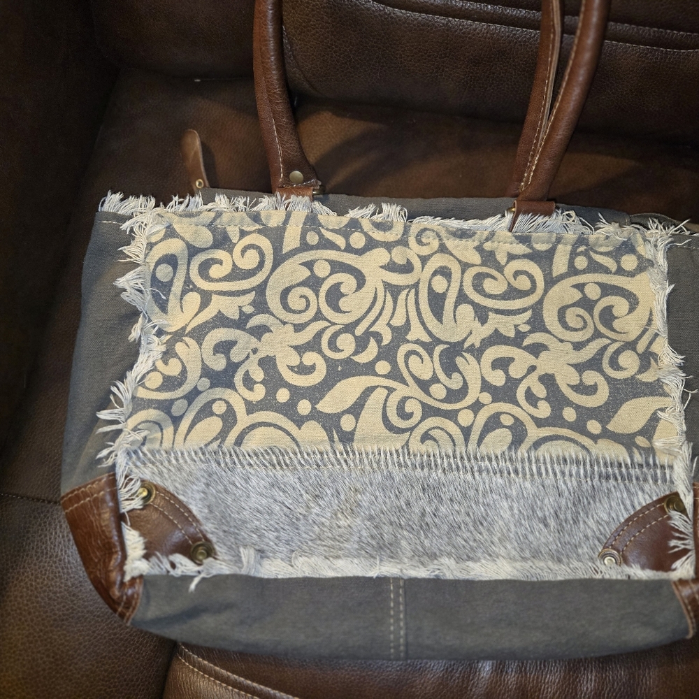 Myra Purse